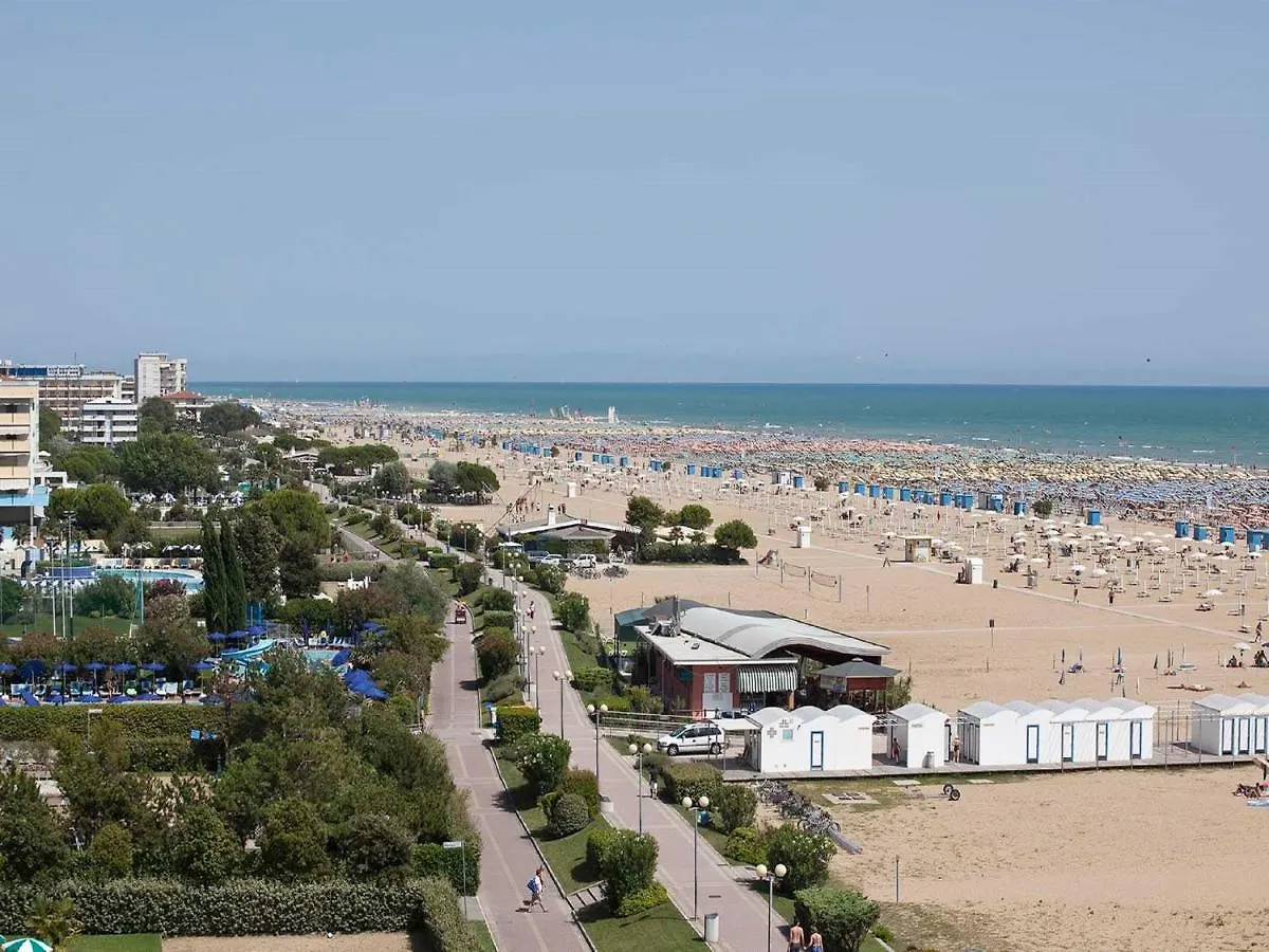 Cond. Quadrangolo Apartment Bibione Italy